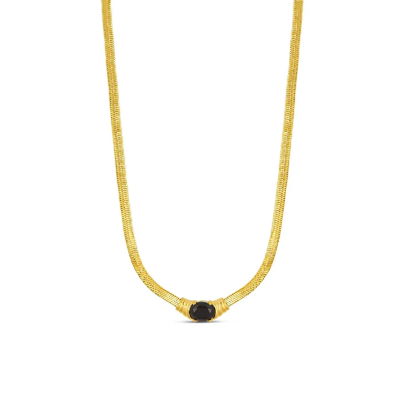 Beautiful necklaces and pendants with diamond halo settings for extra brilliance-Onyx Gem Snake Chain Necklace - Gold