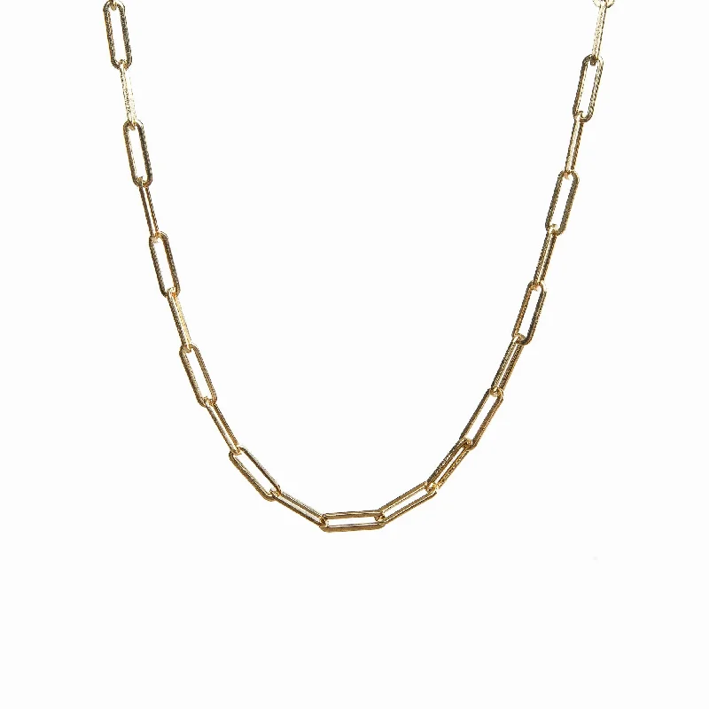 Best necklaces and pendants with oval pendants for a classic, elegant shape-Clip Chain Necklace - Gold