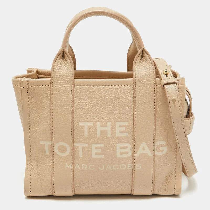 Handle bags with rugged canvas for outdoors -Marc Jacobs Beige Leather Small The Tote Bag