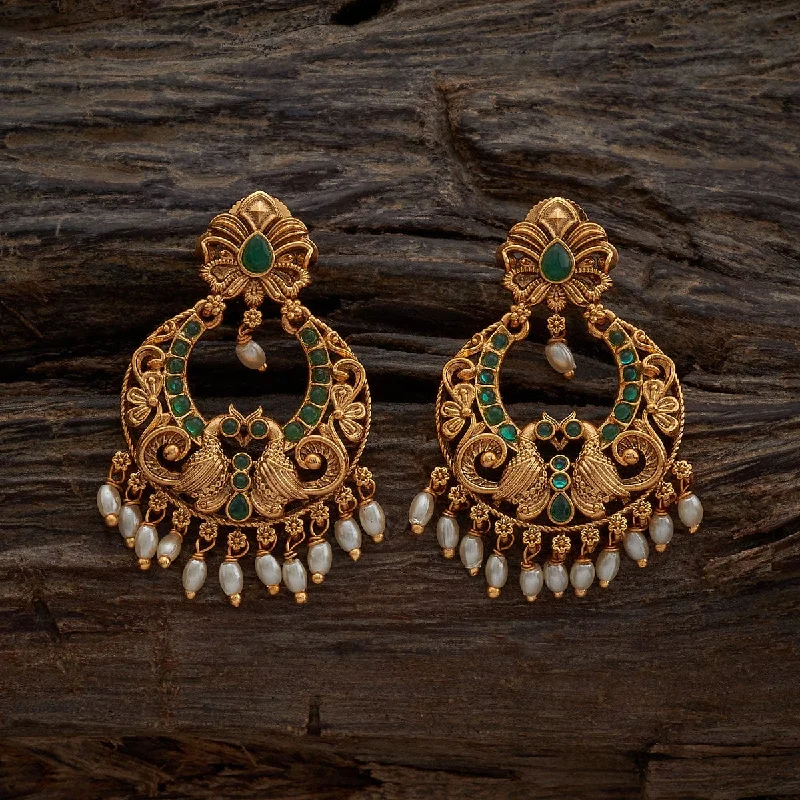 Hoop earrings with a chunky design for a bold and trendy statement-Antique Earring 172280