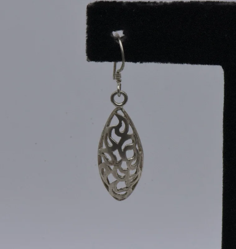 Hoop earrings with stacked layers for a bold and textured design-UNMATCHED Vintage Sterling Silver Dangle Earring